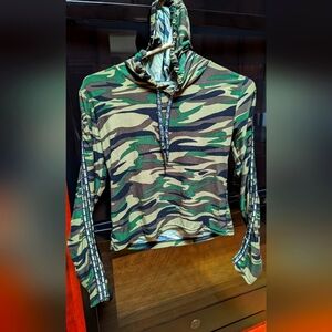 New Camouflage "Love" Hoodie thin material